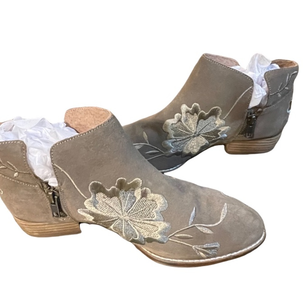 Anthropologie booties Seychelles Lantern tan with embroidered flowers ‎ 7